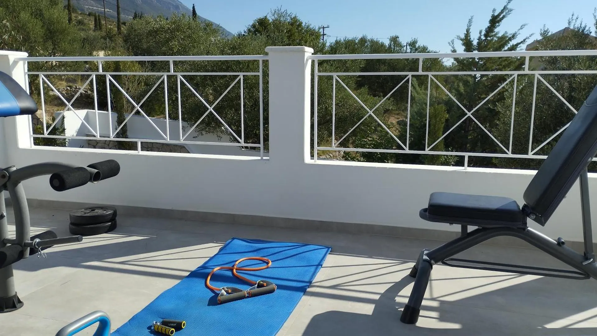 Lourdas White Villa Lourdata  Greece