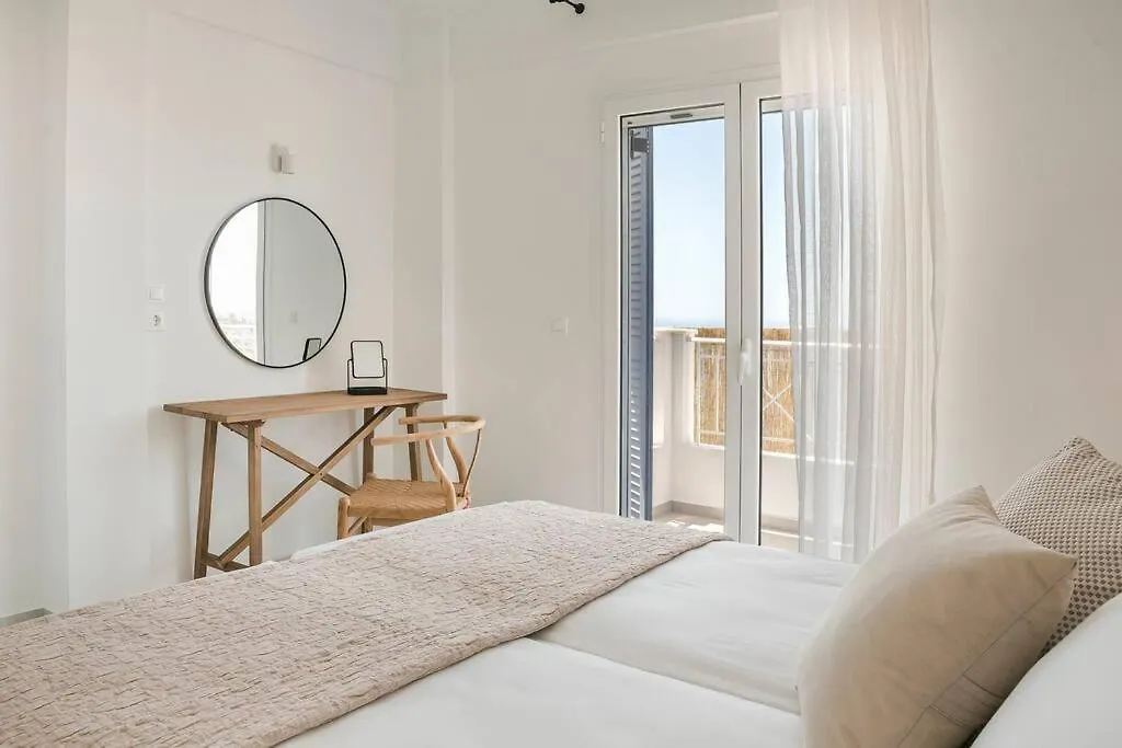 Lourdas White Villa Lourdata